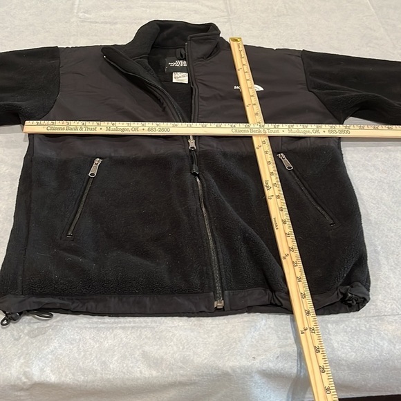 Children’s XL North face jacket - Picture 6 of 8